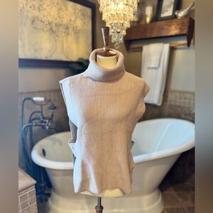 Sleeveless Turtleneck Sweater Vest open sides small